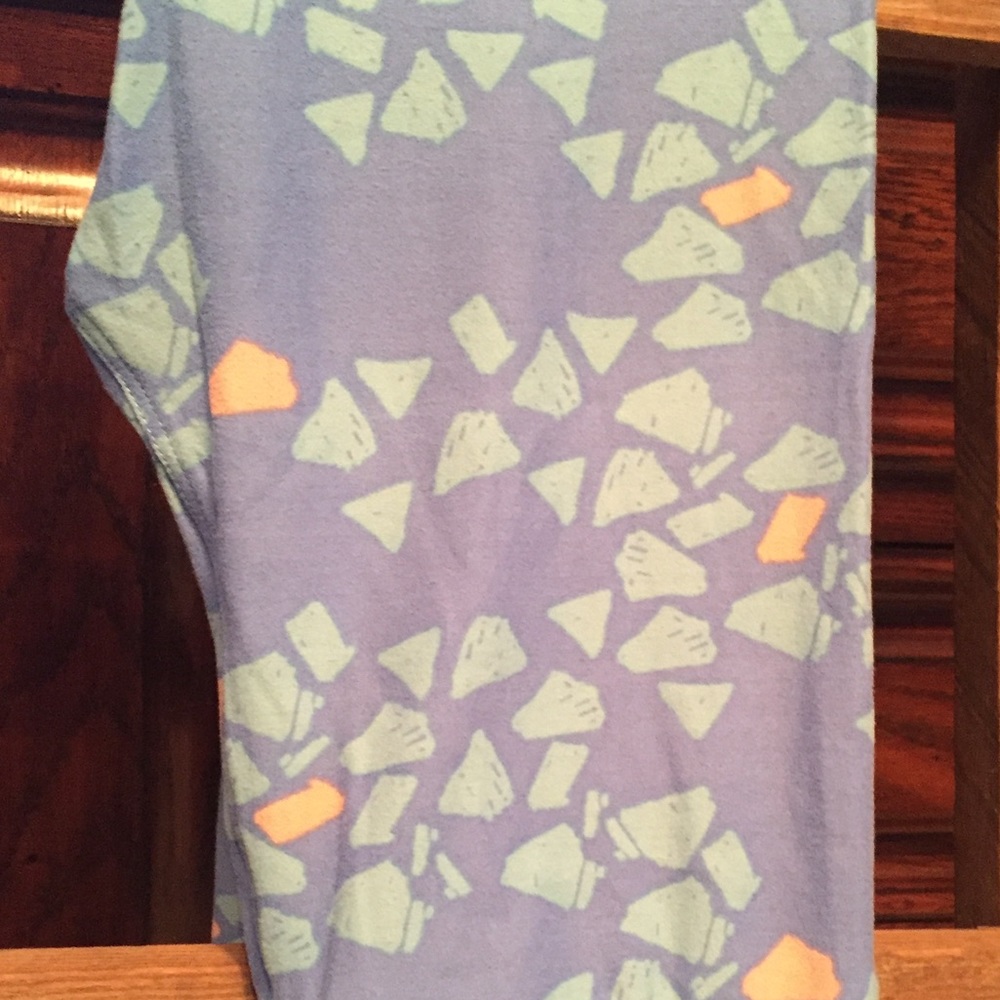 ⚡️ LuLaRoe leggings-like new!